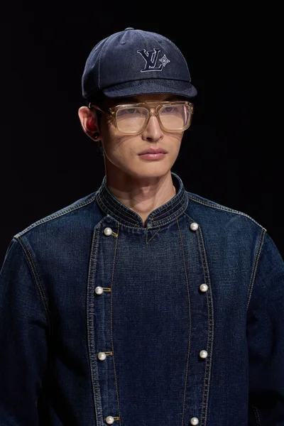 Look 97